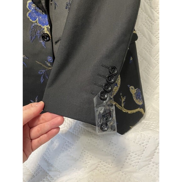 Cloudstyle Men's Dinner Jacket Blue and Gold Embroidered On Silky Black Sz Small - Picture 10 of 16